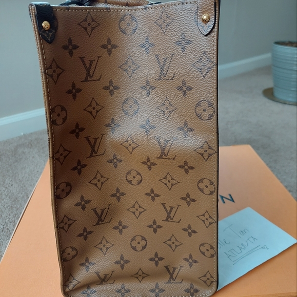 SOLD***LOUIS VUITTON REVERSE ON THE GO GM - Picture 10 of 16